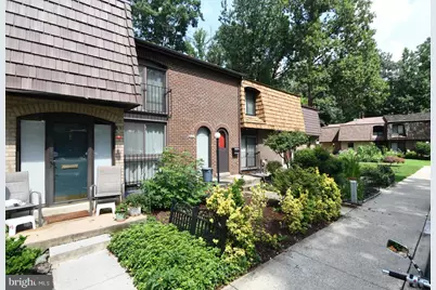 8147 Inverness Ridge Road, Potomac, MD 20854 - Photo 2