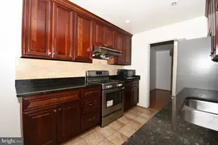 8147 Inverness Ridge Rd, Potomac, MD 20854 - Photo 12