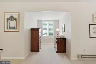 8004 Split Oak Dr, Bethesda, MD 20817 - Photo 36