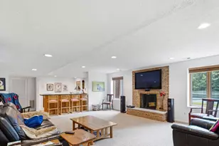 8004 Split Oak Dr, Bethesda, MD 20817 - Photo 48