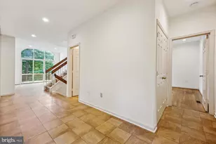 6 Goldleaf Ct, Bethesda, MD 20817 - Photo 14