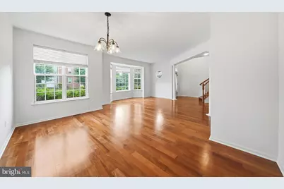 13814 Crownsgate Way, Germantown, MD 20874 - Photo 8