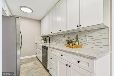 3333 University Boulevard W #203, Kensington, MD 20895 - Photo 2