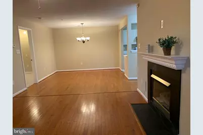 10010 Vanderbilt Circle #5-9, Rockville, MD 20850 - Photo 6