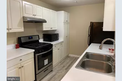 10010 Vanderbilt Circle #5-9, Rockville, MD 20850 - Photo 10