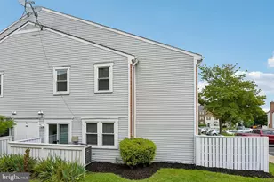 22 Appledowre Ct, Germantown, MD 20876 - Photo 30