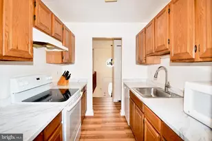 25253 Conrad Ct, Damascus, MD 20872 - Photo 6