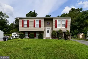 25253 Conrad Ct, Damascus, MD 20872 - Photo 2
