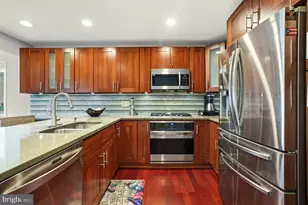 20600 Highland Hall Dr, Montgomery Village, MD 20886 - Photo 12