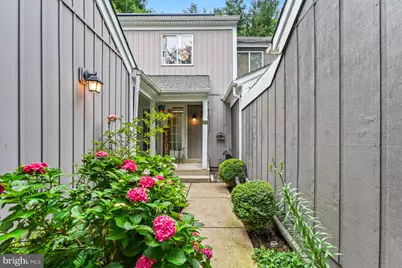 20600 Highland Hall Drive, Montgomery Village, MD 20886 - Photo 4