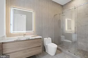 6201 Plainview Rd, Bethesda, MD 20817 - Photo 32