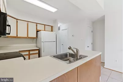 18315 Leman Lake Drive #705, Olney, MD 20832 - Photo 10