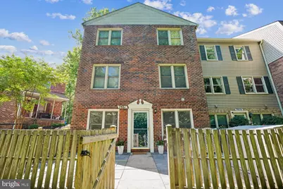 7861 Coddle Harbor Lane #29, Potomac, MD 20854 - Photo 2