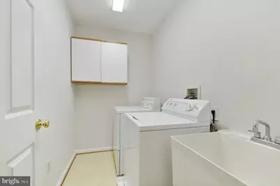 7009 Cashell Manor Court, Rockville, MD 20855 - Photo 34