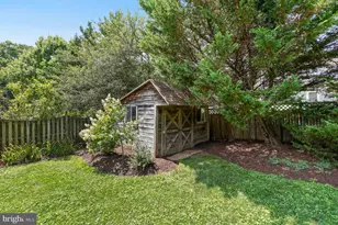 7009 Cashell Manor Ct, Rockville, MD 20855 - Photo 44