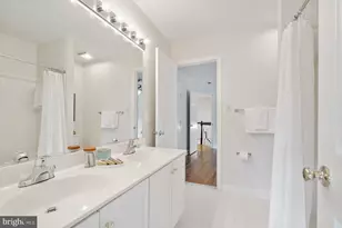 7009 Cashell Manor Ct, Rockville, MD 20855 - Photo 38