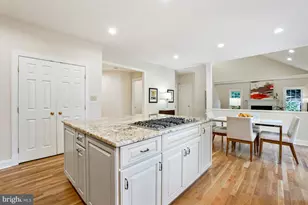 7009 Cashell Manor Ct, Rockville, MD 20855 - Photo 10
