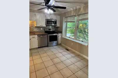 19048 Partridge Wood Drive, Germantown, MD 20874 - Photo 2