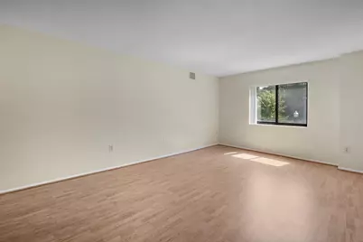 15115 Interlachen Drive #112, Silver Spring, MD 20906 - Photo 12