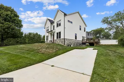 6101 Berkshire Drive, Bethesda, MD 20814 - Photo 2