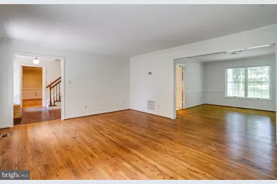 9326 Edgewood Court, Gaithersburg, MD 20877 - Photo 12