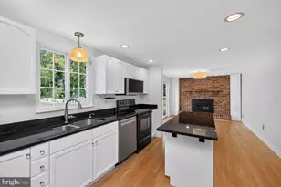 4009 Shallow Brook Ln, Olney, MD 20832 - Photo 6