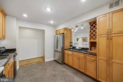 11419 Commonwealth Drive #302, Rockville, MD 20852 - Photo 6
