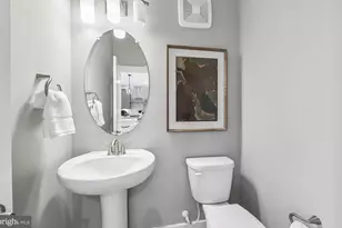 628 Parkview Ave, Gaithersburg, MD 20878 - Photo 6