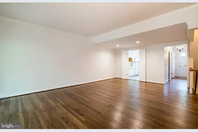 3500 Hamlet Place #702, Chevy Chase, MD 20815 - Photo 4