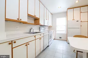 3500 Hamlet Pl, Chevy Chase, MD 20815 - Photo 10