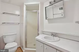 6511 Callander Dr, Bethesda, MD 20817 - Photo 36