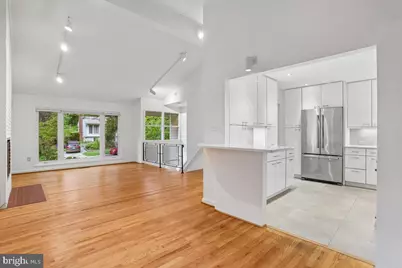 6511 Callander Drive, Bethesda, MD 20817 - Photo 10
