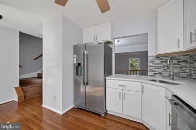 11613 Pleasant Meadow Drive, North Potomac, MD 20878 - Photo 4