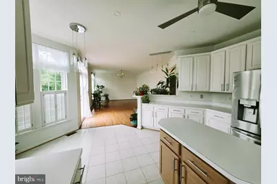 17204 Sumac Court, Germantown, MD 20874 - Photo 8