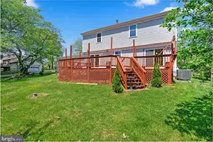 13604 Wisteria Dr, Germantown, MD 20874 - Photo 34