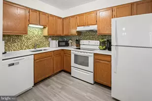 29 Highstream Ct, Germantown, MD 20874 - Photo 10