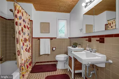 9233 Farnsworth Drive, Potomac, MD 20854 - Photo 18