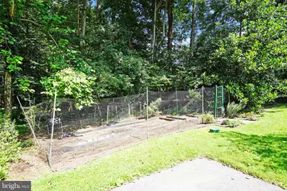 9233 Farnsworth Drive, Potomac, MD 20854 - Photo 32