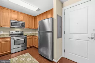 11700 Old Georgetown Rd, North Bethesda, MD 20852 - Photo 2