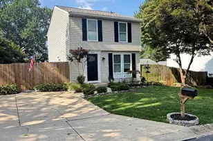 7402 Tarfside Ln, Gaithersburg, MD 20879 - Photo 1