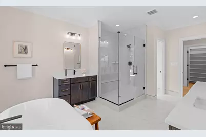 5104 Fairglen Lane, Chevy Chase, MD 20815 - Photo 38