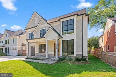 5104 Fairglen Lane, Chevy Chase, MD 20815 - Photo 4