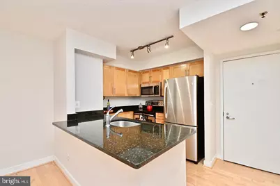 7500 Woodmont Avenue #S712, Bethesda, MD 20814 - Photo 8