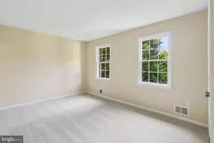 5705 Sugarbush Ln, Rockville, MD 20852 - Photo 52