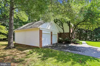 5705 Sugarbush Lane, Rockville, MD 20852 - Photo 68