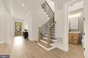 9512 Forest Rd, Bethesda, MD 20814 - Photo 16