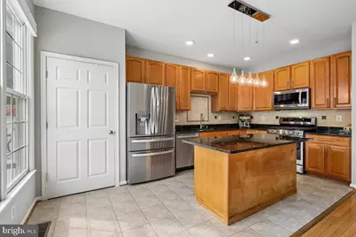 1110 Grand Champion Drive, Rockville, MD 20850 - Photo 12