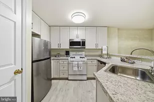 18805 Sparkling Water Dr, Germantown, MD 20874 - Photo 22