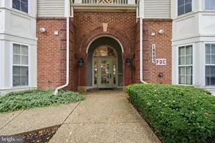 18805 Sparkling Water Dr, Germantown, MD 20874 - Photo 48