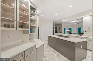 10005 Apple Hill Ct, Potomac, MD 20854 - Photo 12